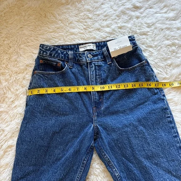 Abercrombie & Fitch Dark Blue High-Rise Skinny Jeans - Picture 6 of 9